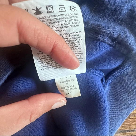 Nike Womens Hoodie Blue size Small. Pristine Condition - Picture 12 of 12
